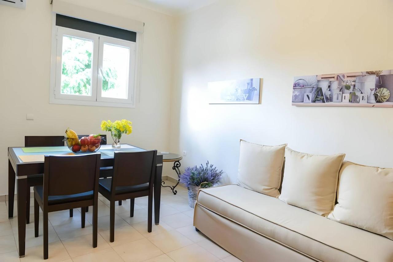 Apartmán A Casa D'irene Mantzavináta