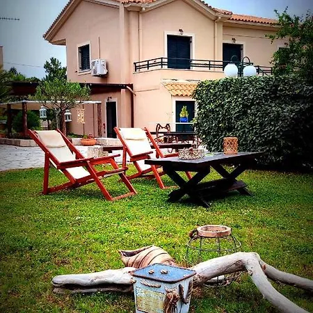 A Casa D'Irene Apartment Mantzavinata Exterior photo