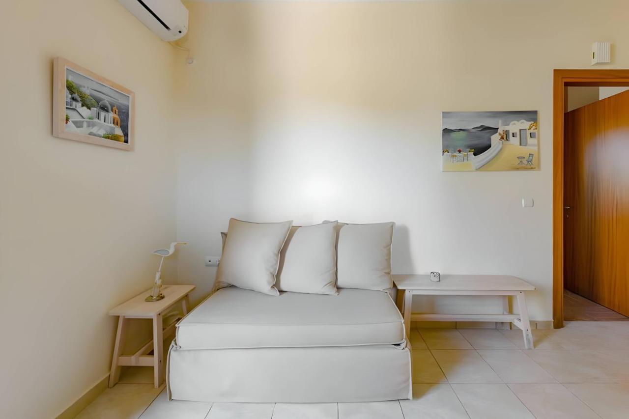 Apartment A Casa D'irene Mantzavinata