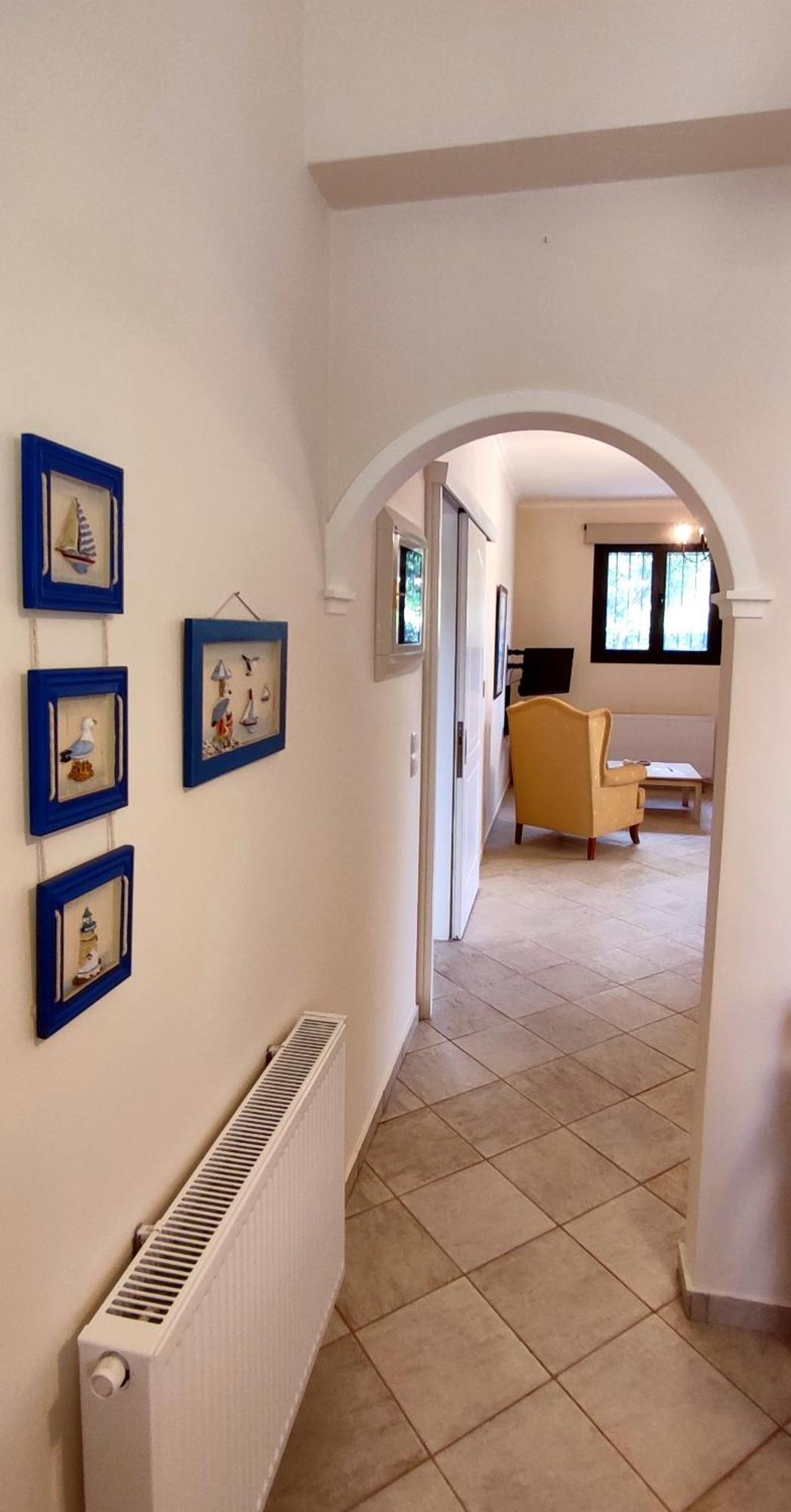 A Casa D'irene Apartment Mantzavináta